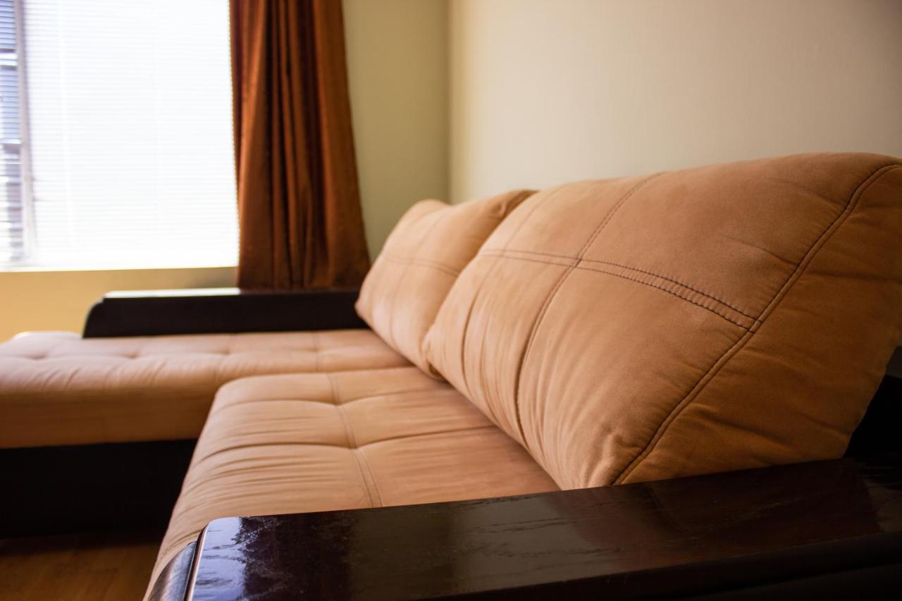 Central Couch Studio Поморие Экстерьер фото